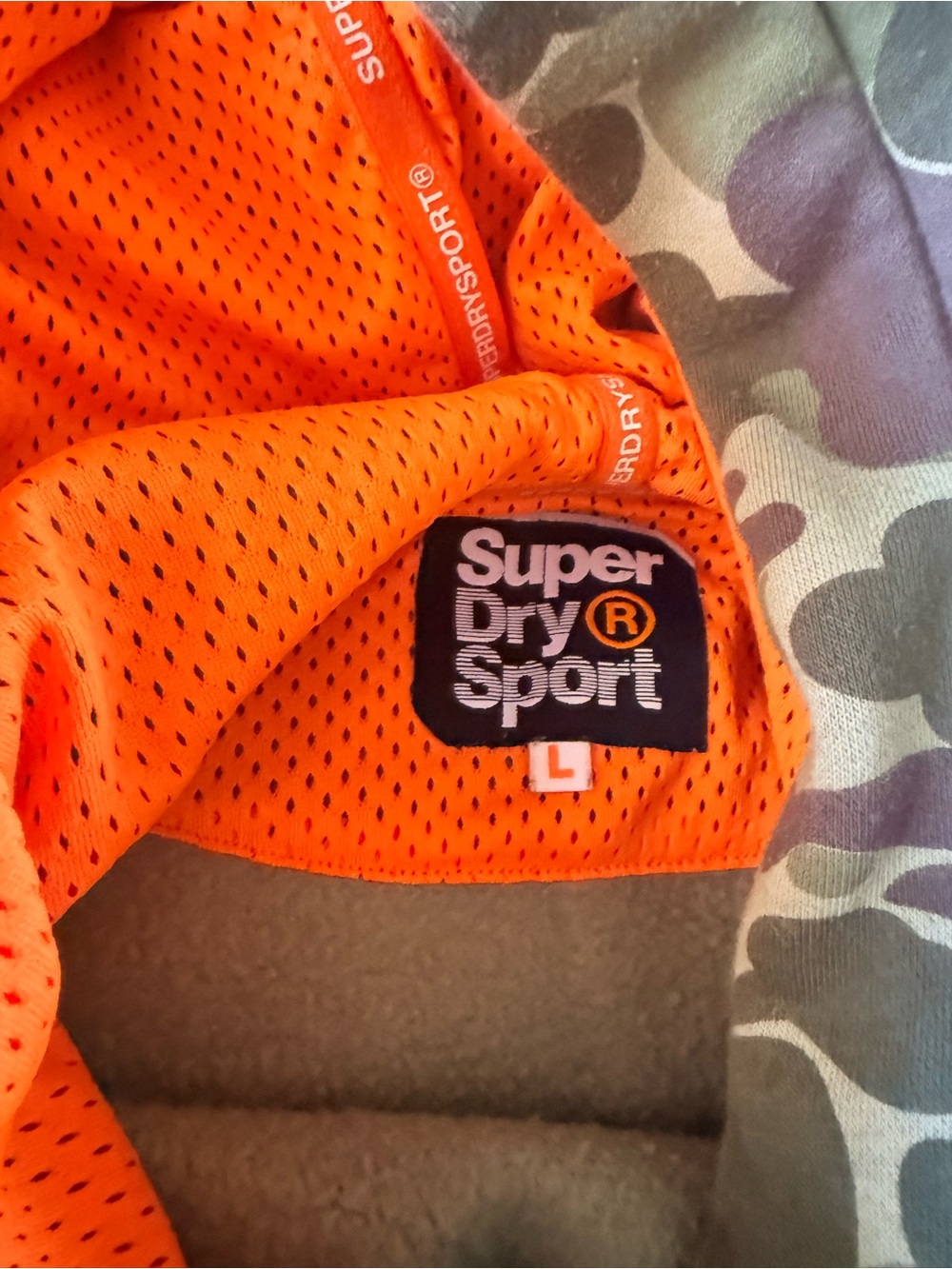 Superdry Sport Orange Mesh Lined Camo Jacket - Picture 4 of 4